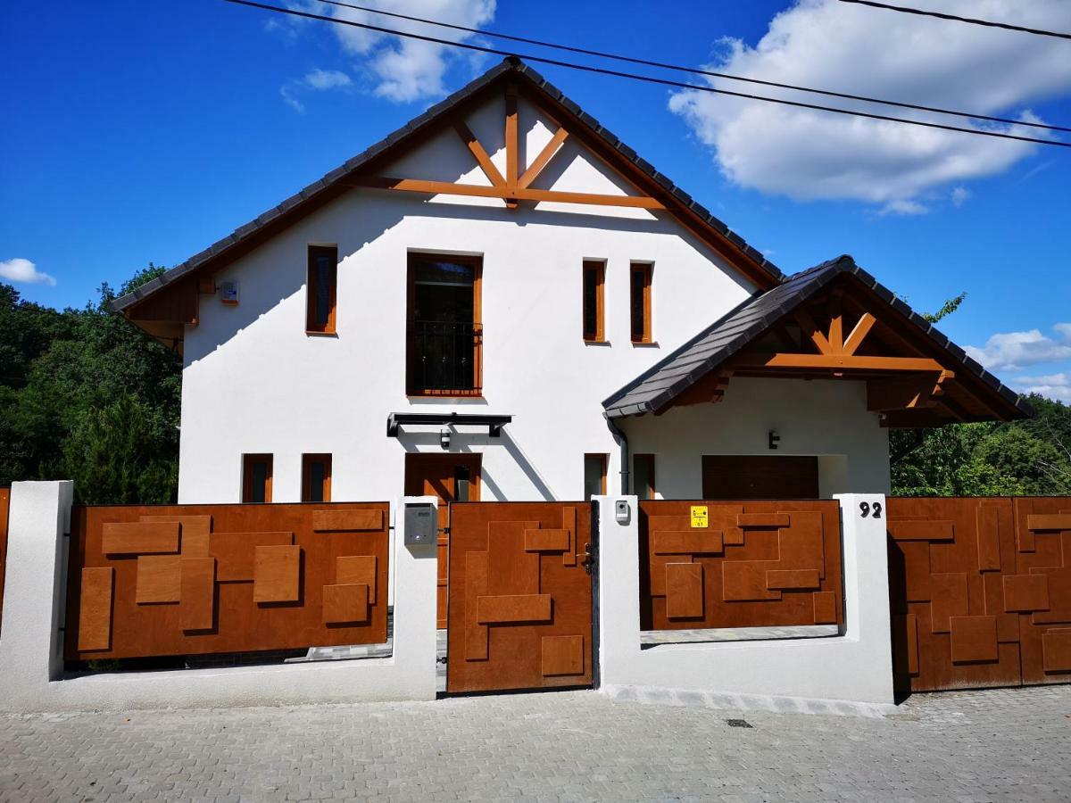 Fenyo Apartman Miskolctapolca Exteriér fotografie